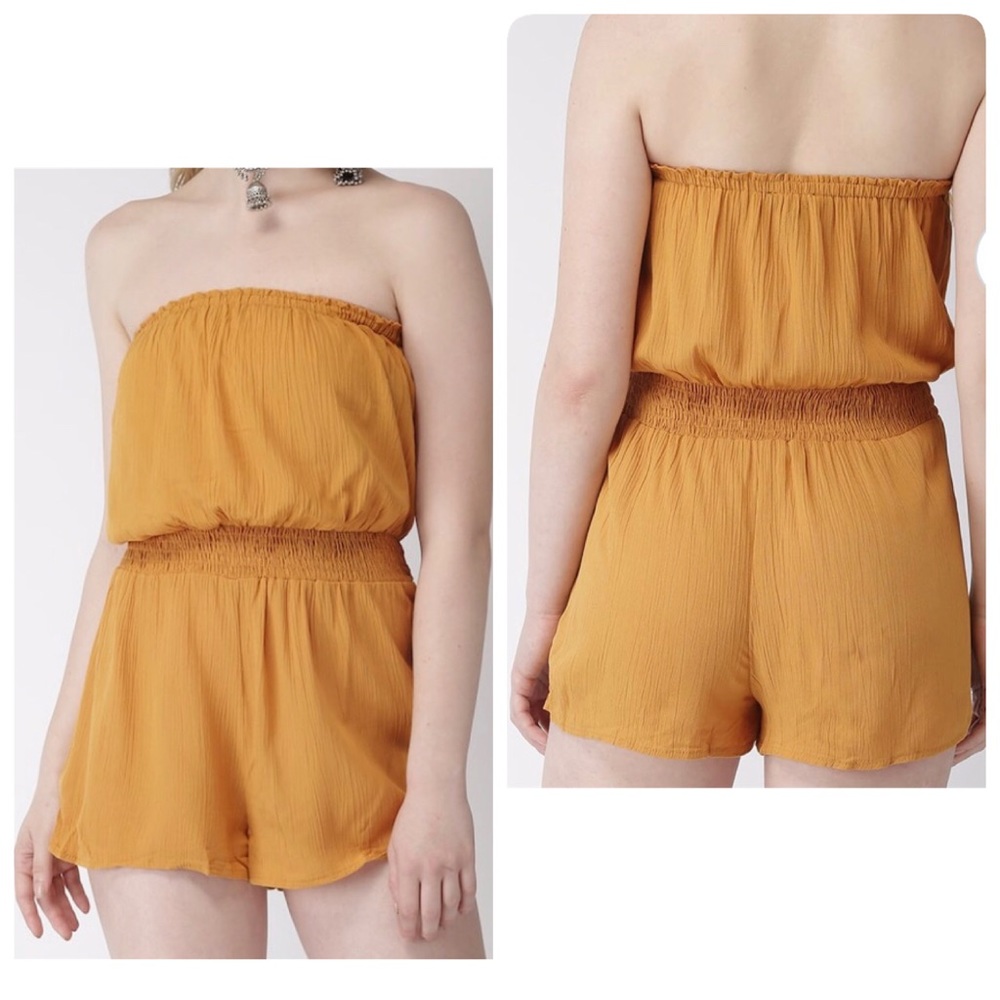 🍃🌼3/$20 Forever 21 Mustard Romper (S)